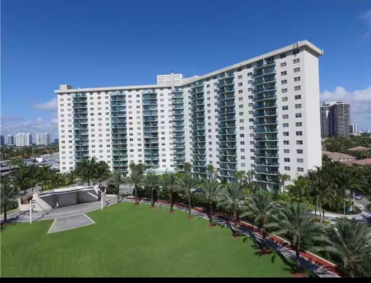 Condominium at 19370 Collins Avenue # 301, Sunny Isles Beach FL 33160