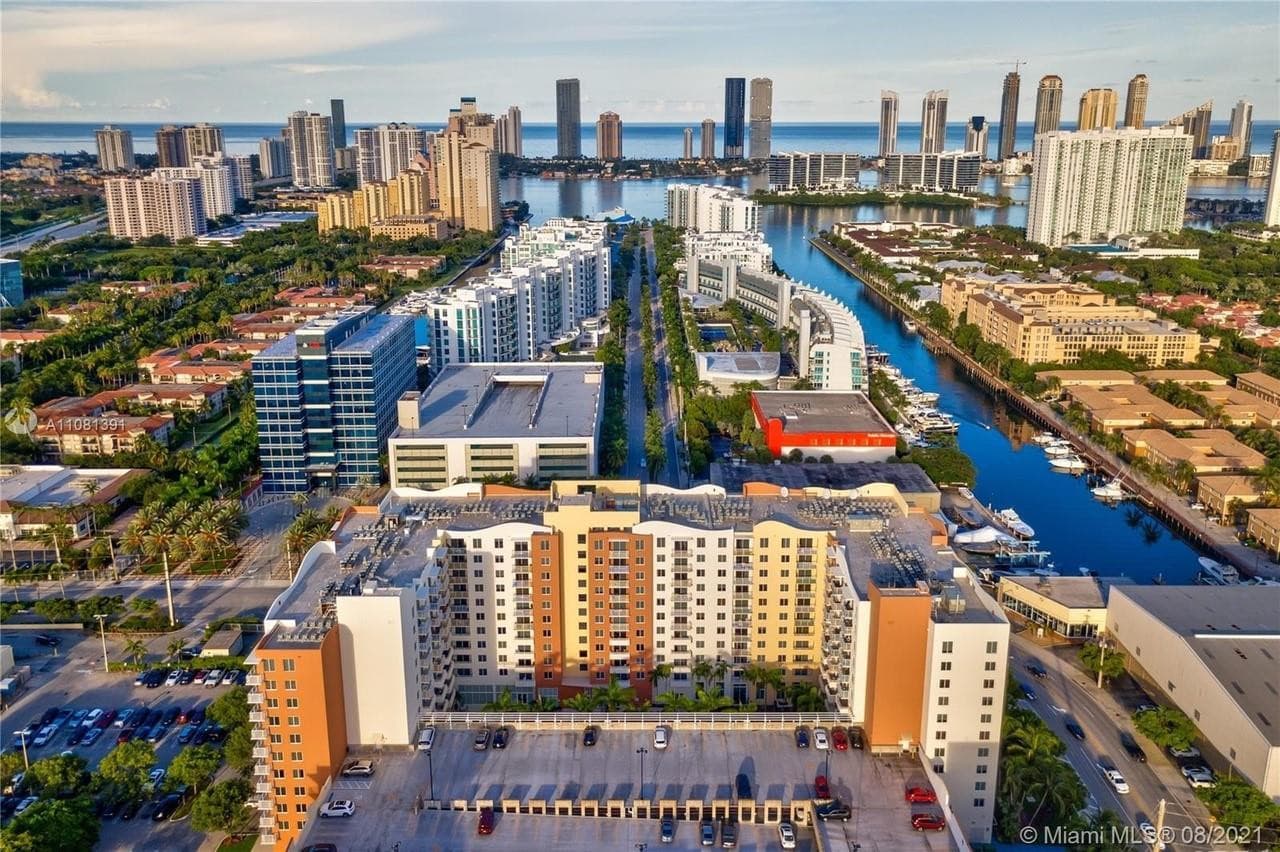 Condominium at 18800 NE 29th Avenue # 704, Aventura FL 33180