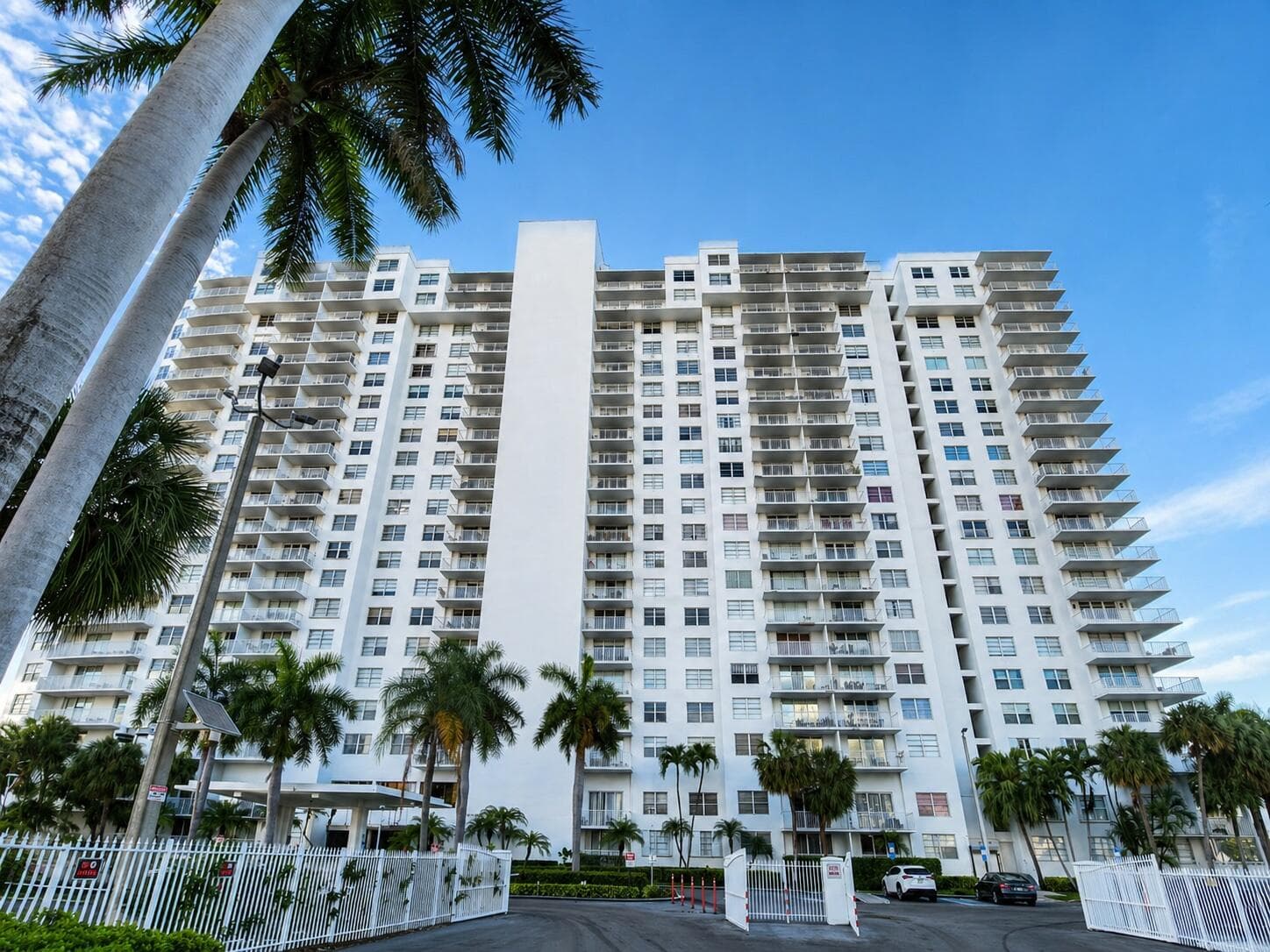 Condominium at 2801 NE 183rd Street Unit 1502w, Aventura FL 33160