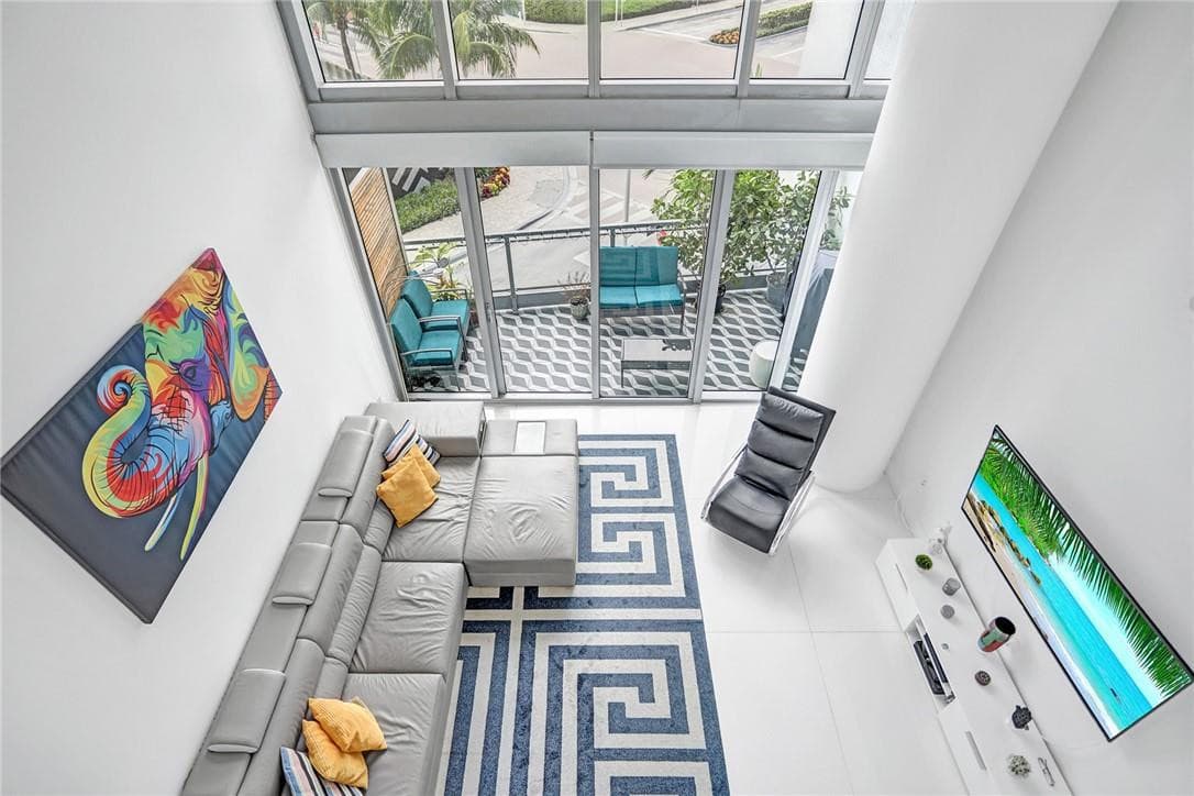 Condominium at 90 SW 3rd Street, Miami FL 33130
