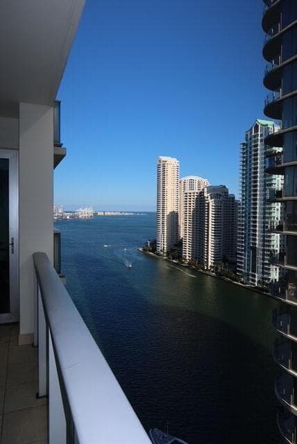 Condominium at 300 S Biscayne Boulevard # T1902, Miami FL 33131