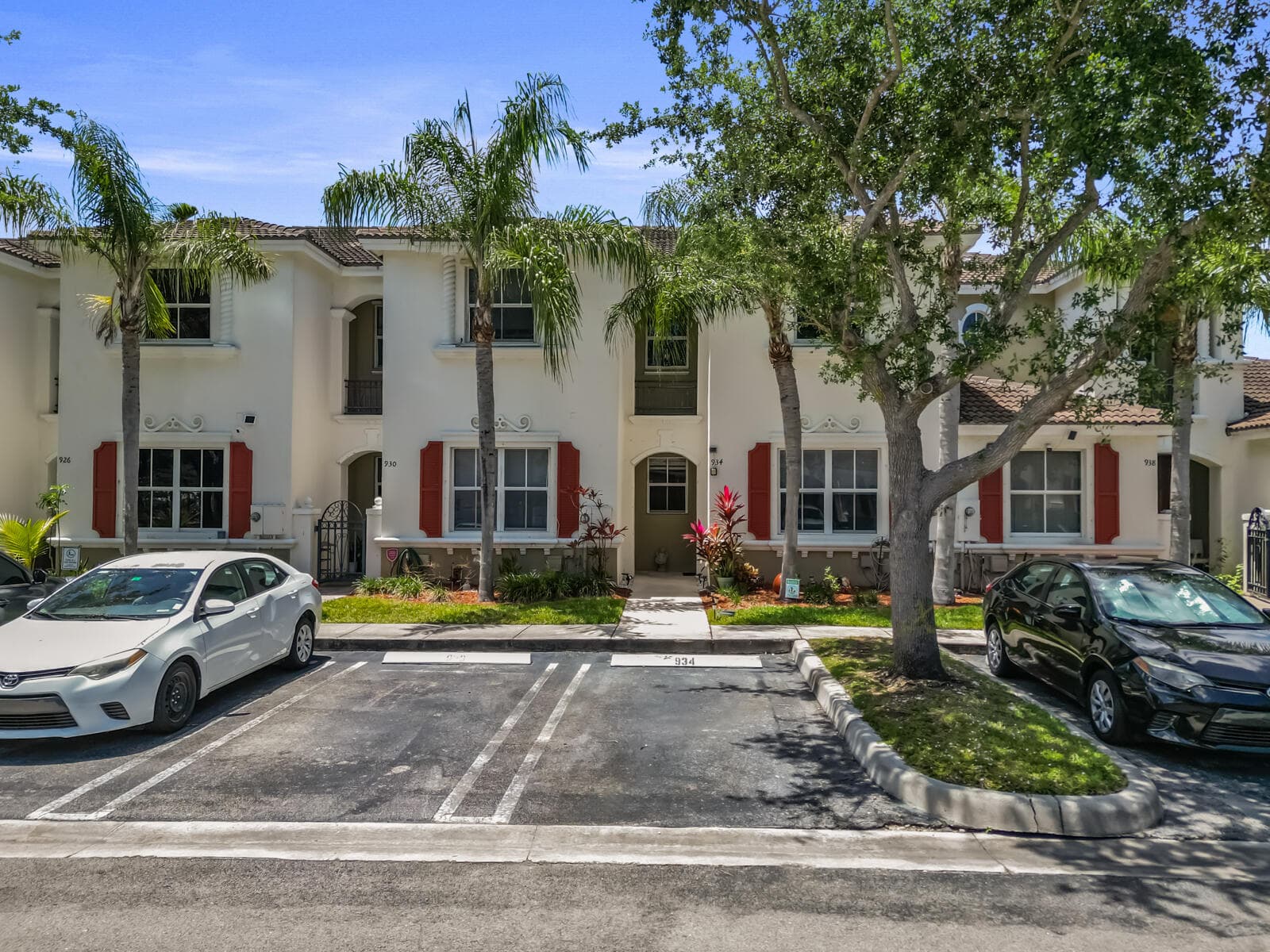 Townhouse at 934 NE 42nd Terrace, Homestead FL 33033