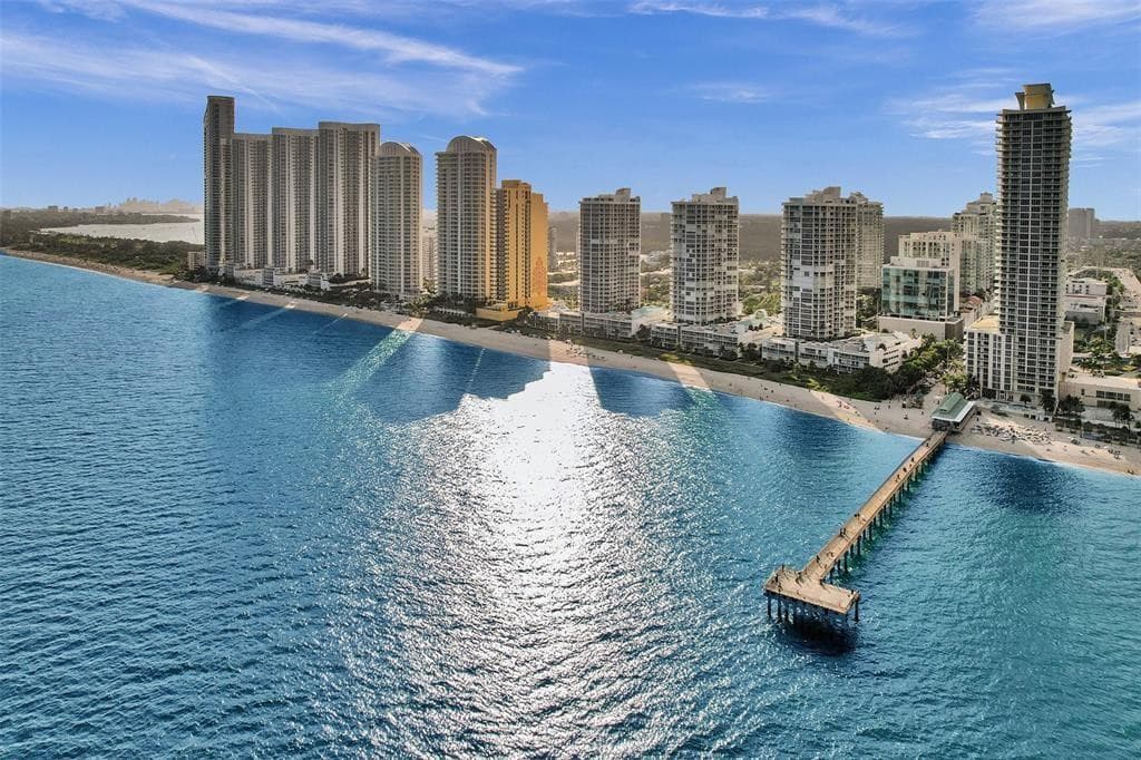 Condominium at 16425 Collins Avenue # 818, Sunny Isles Beach FL 33160