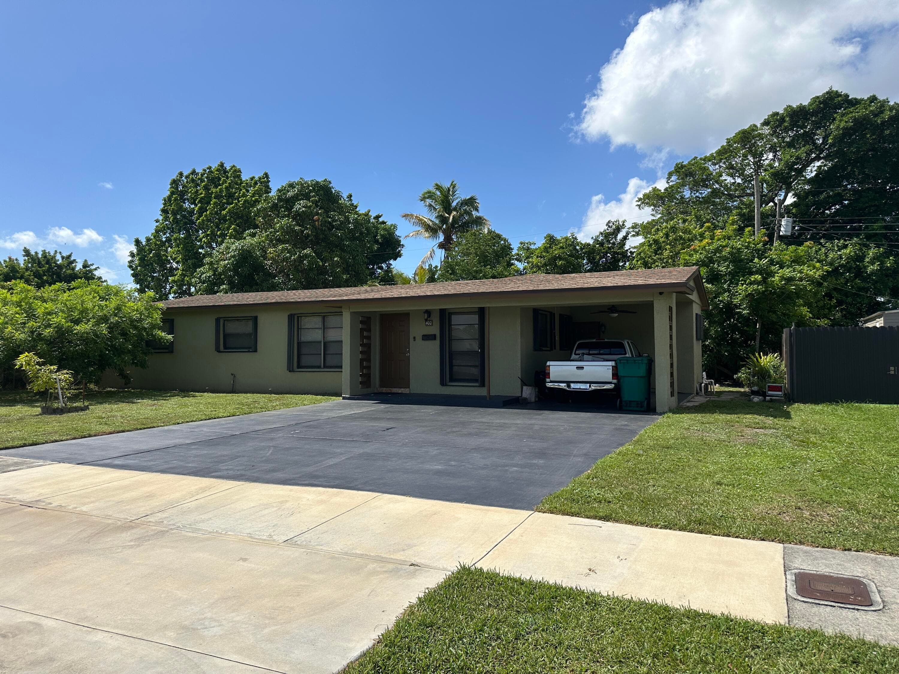 Single Family Residence at 400 NW 184th Terrace # 400, Miami FL 33169