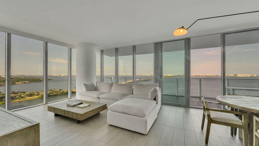 Condominium at 3131 NE 7th Avenue # 2206, Miami FL 33137