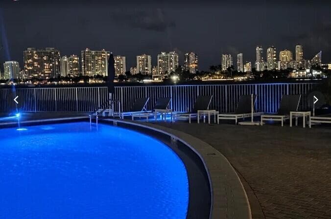 Condominium at 16546 NE 26TH Avenue # 6J, North Miami Beach FL 33160