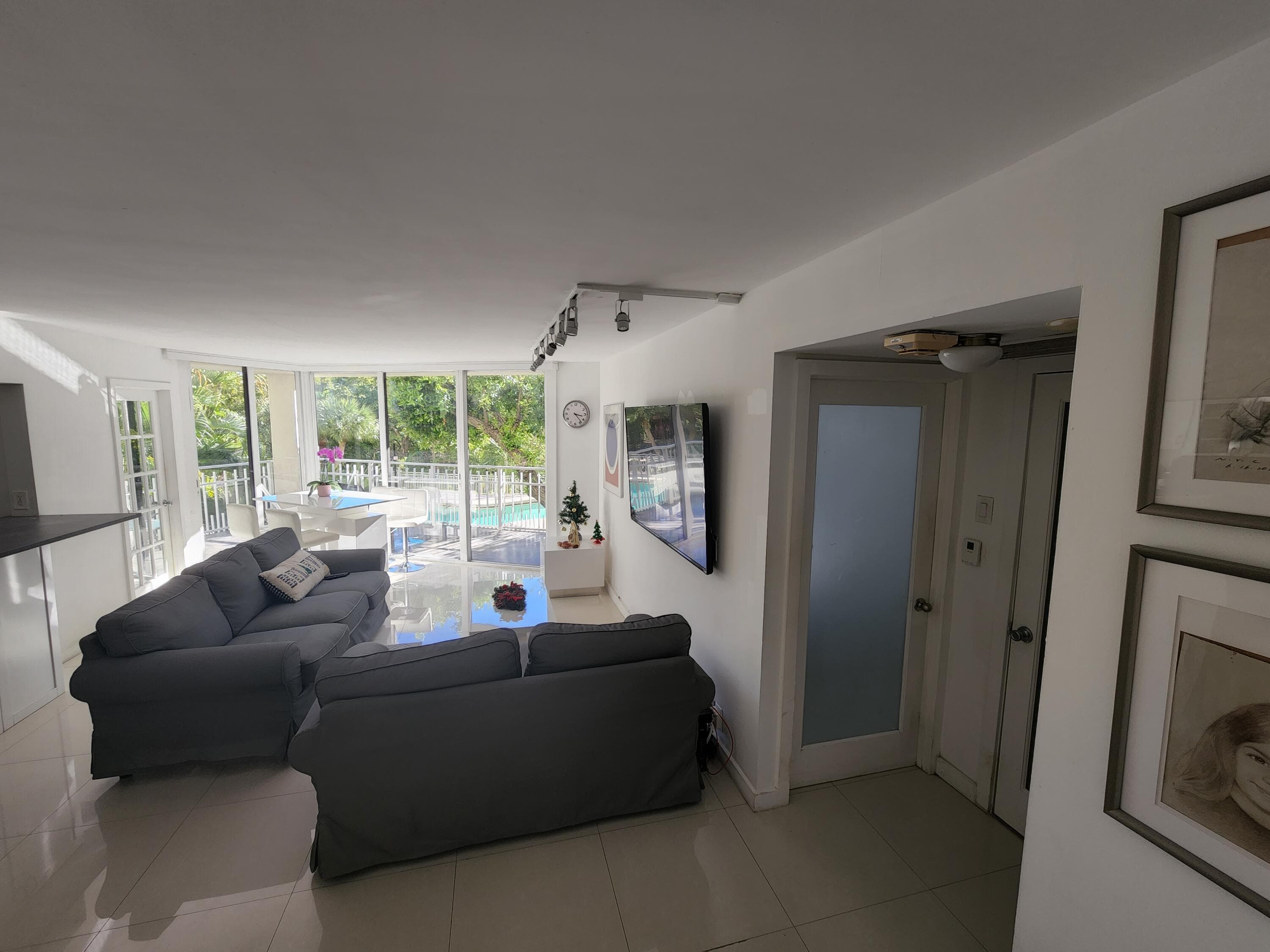 Condominium at 1000 Quayside Terrace # 408, Miami FL 33138