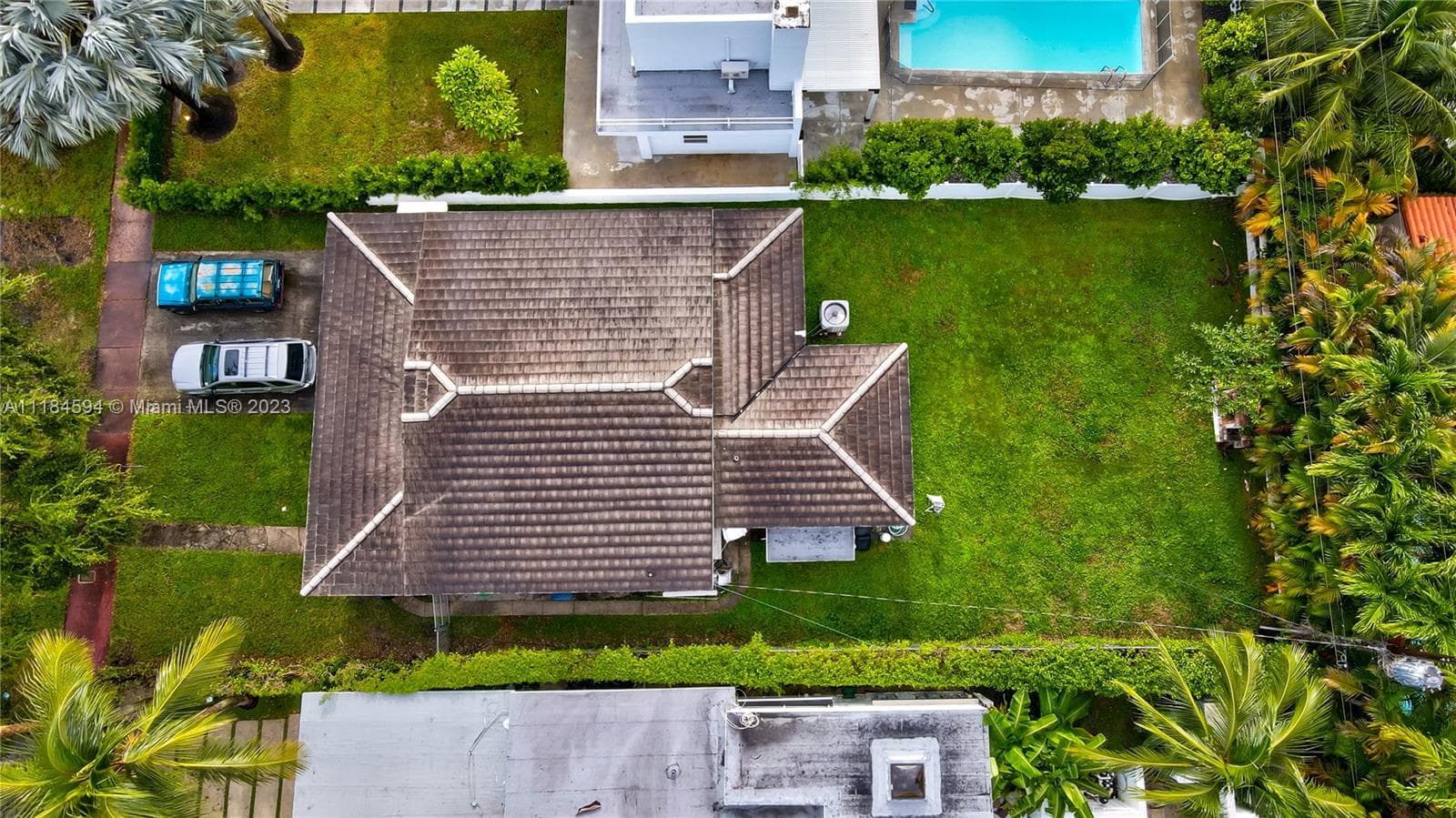Single Family Residence at 535 W 51st St, Miami Beach FL 33140