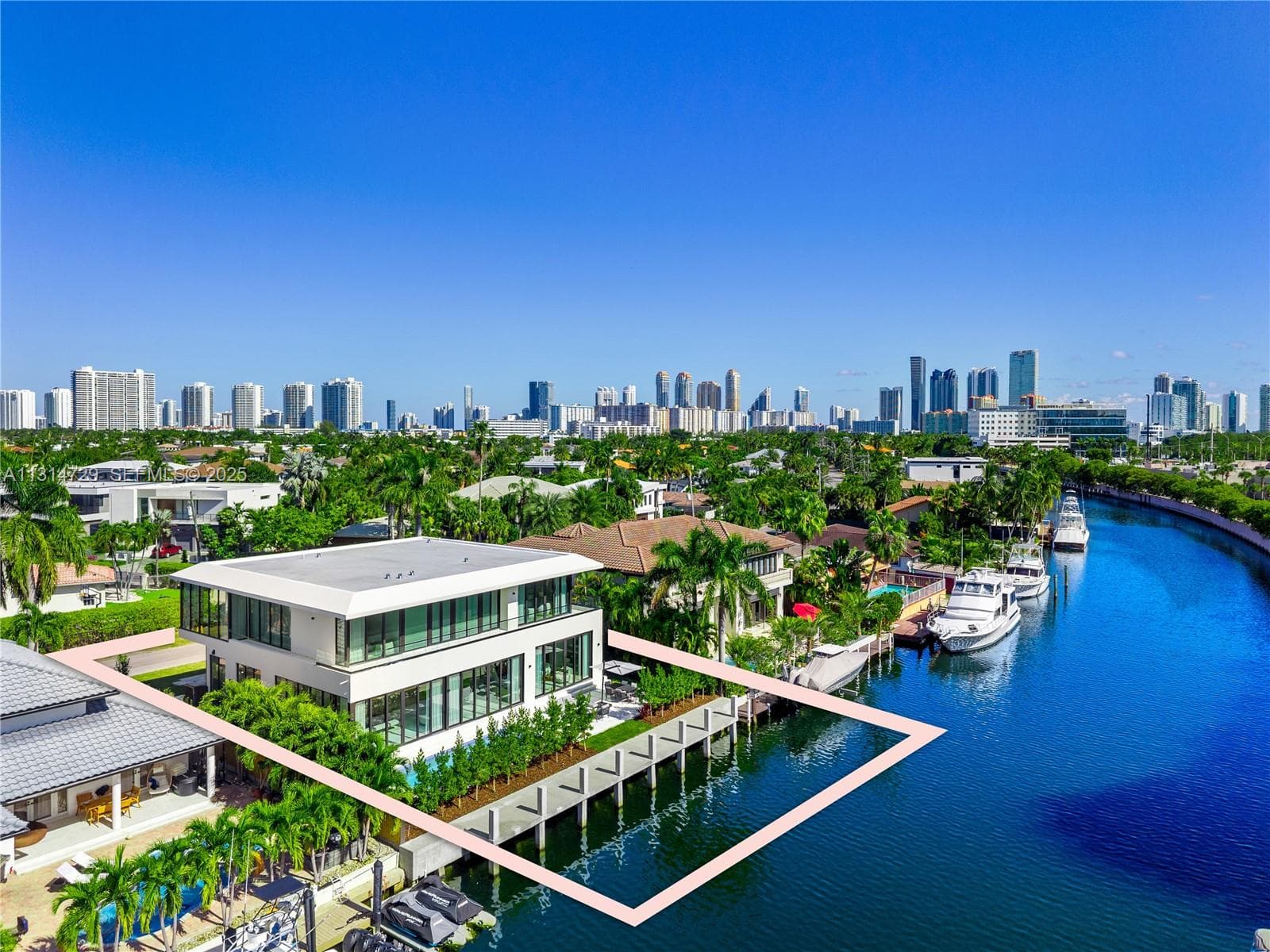 Single Family Residence at 2950 NE 164th St, North Miami Beach FL 33160