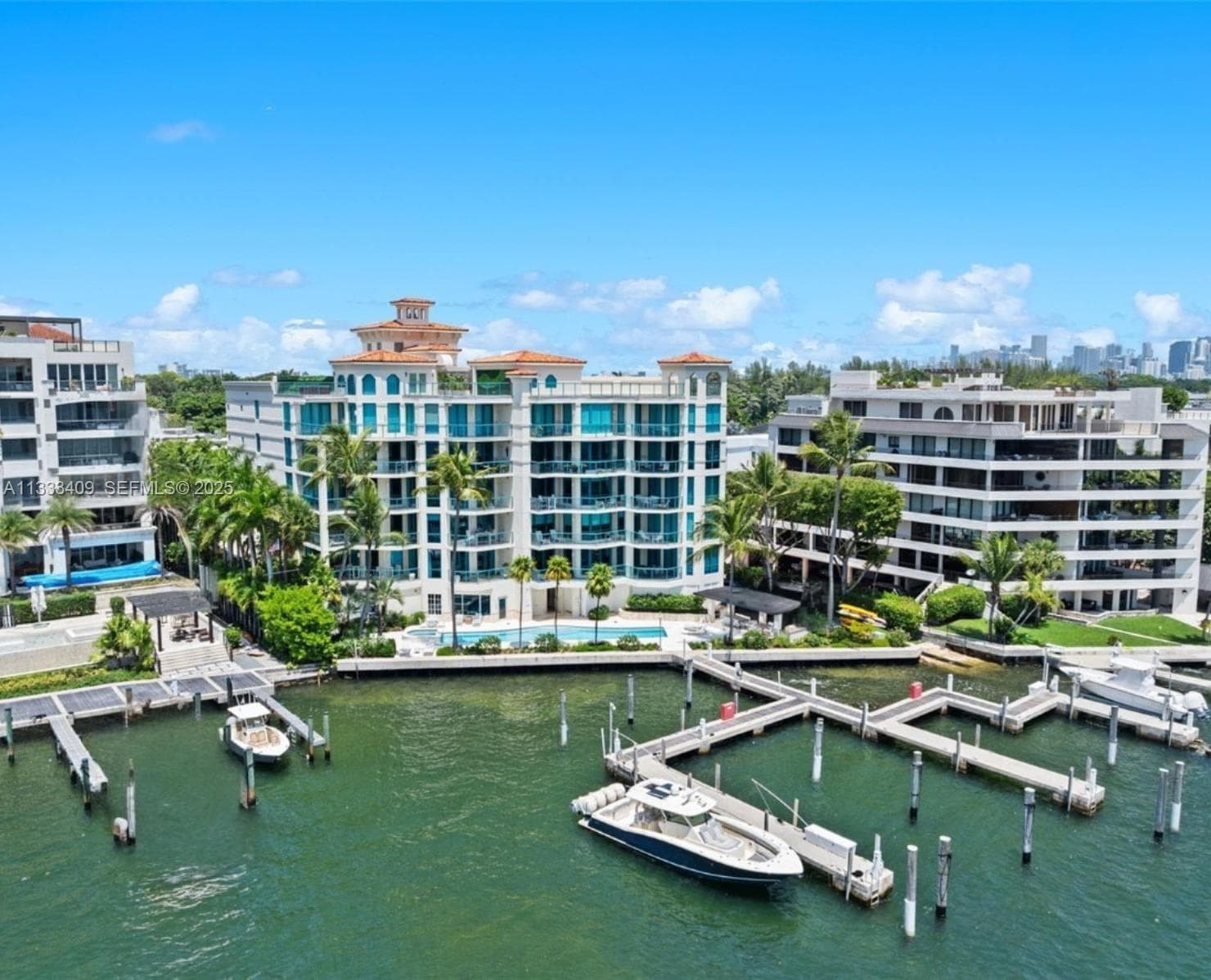 Condominium at 1660 W Glencoe St # 302, Coconut Grove FL 33133