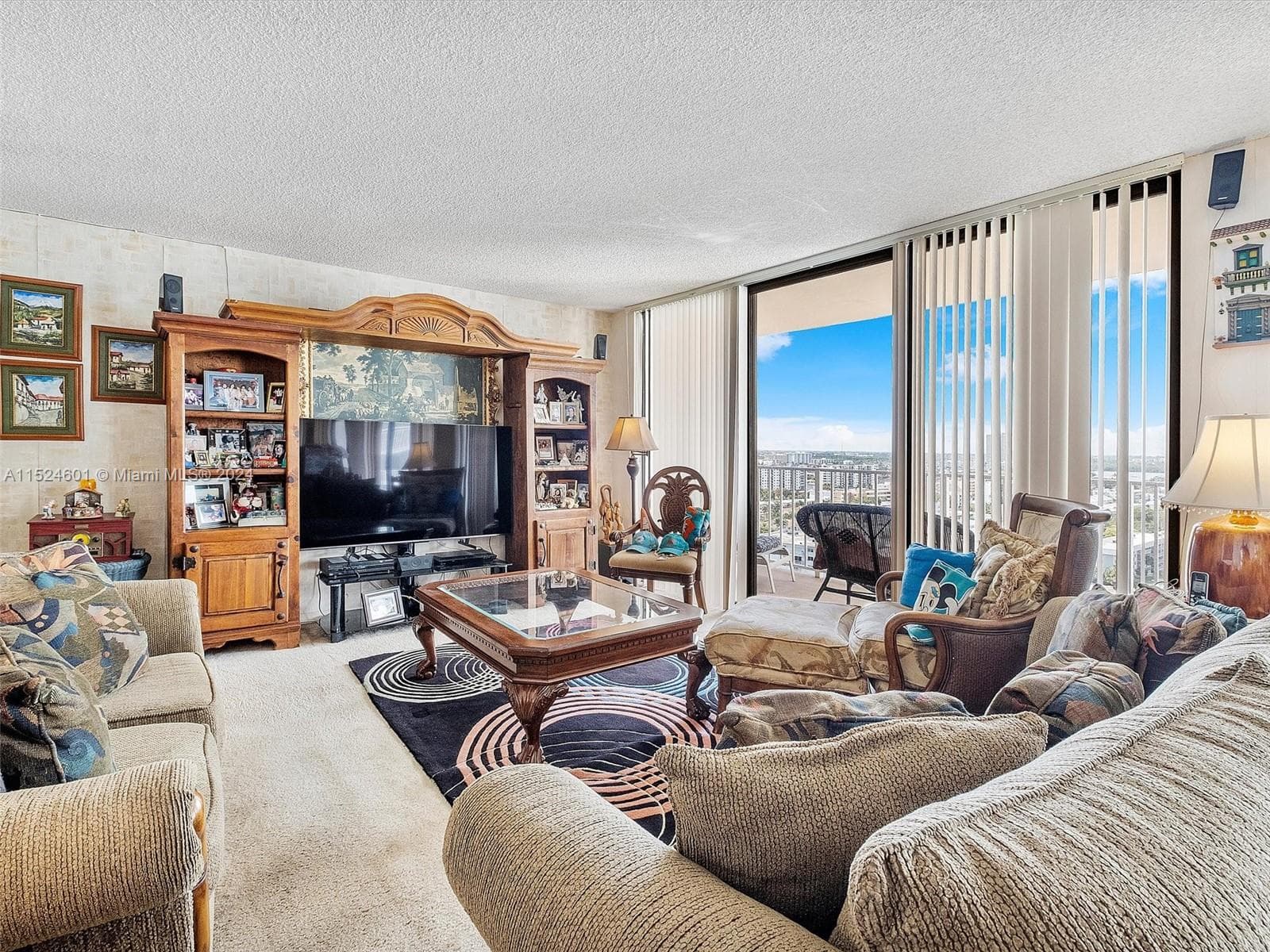 Condominium at 290 174th St # 1809, Sunny Isles Beach FL 33160