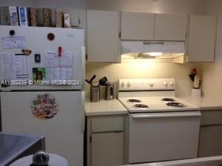 Condominium at 8160 Geneva Ct # 206, Doral FL 33166