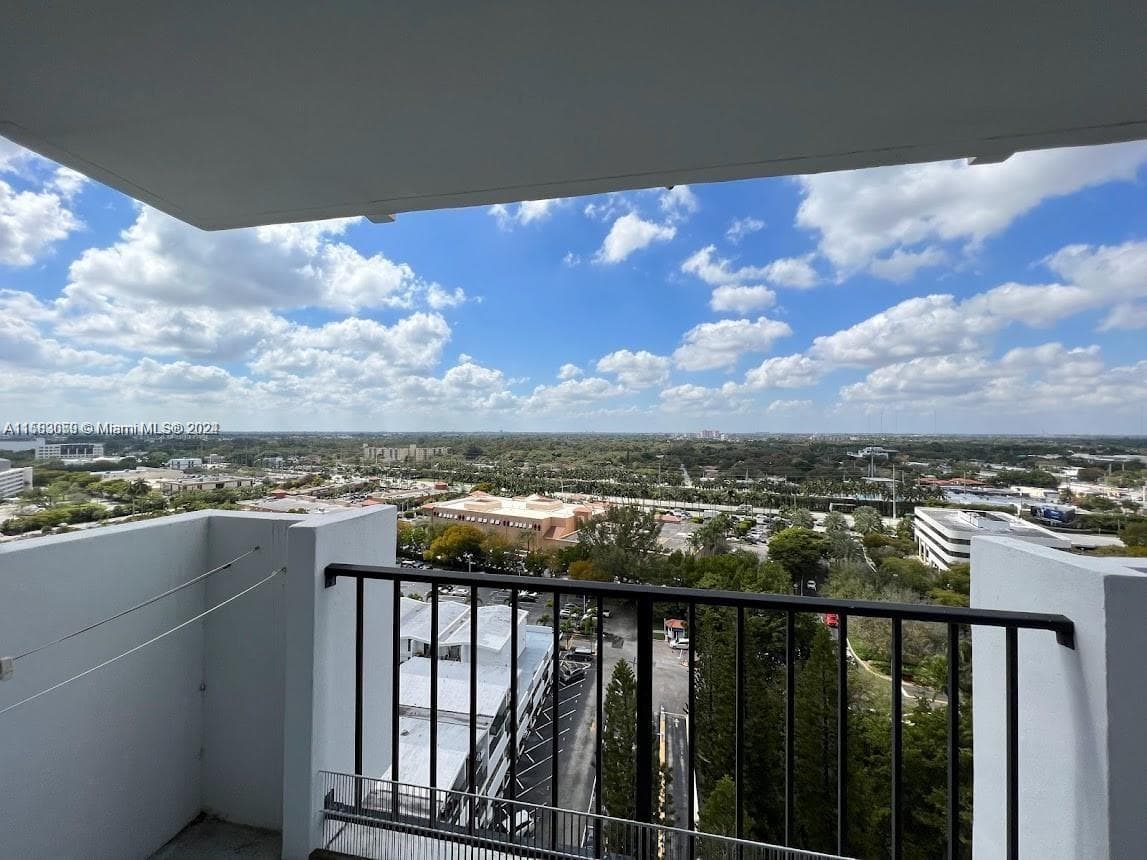 Condominium at 2780 NE 183rd St # 1701, Aventura FL 33160
