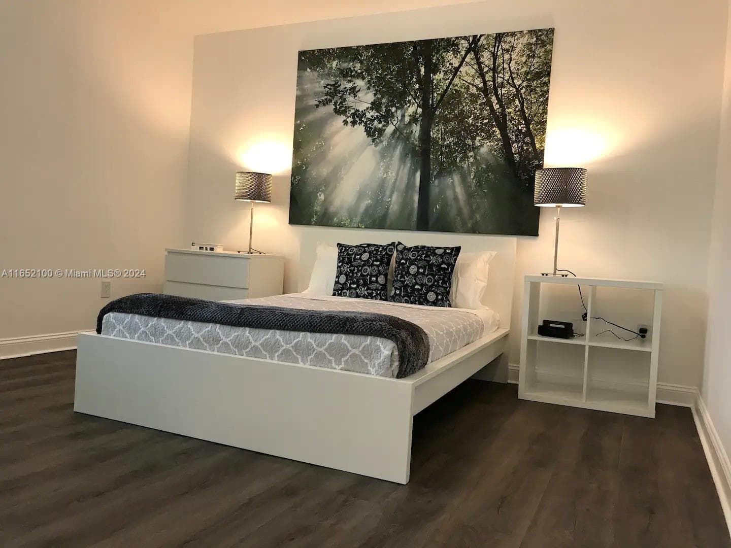 Condominium at 2615 Collins Ave # 24, Miami Beach FL 33140