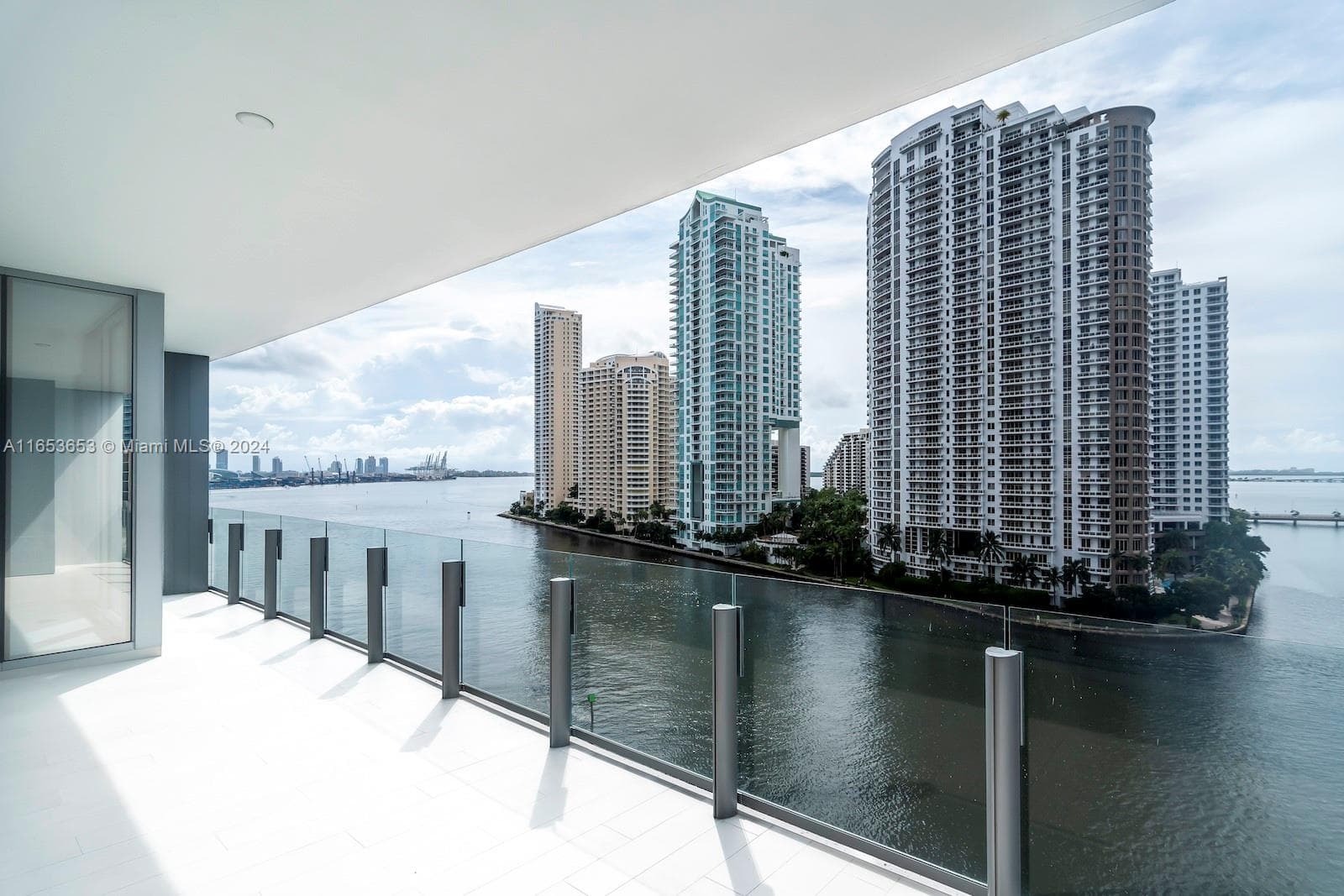 Condominium at 300 Biscayne Blvd Way # 902, Miami FL 33131