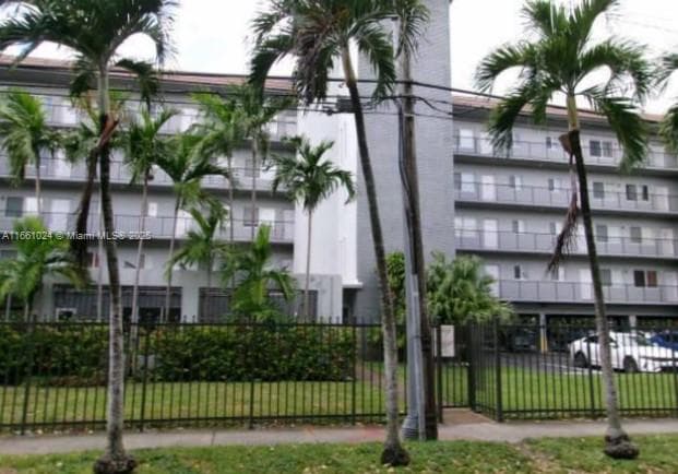 Condominium at 900 SW 84th Ave # 207A, Miami FL 33144