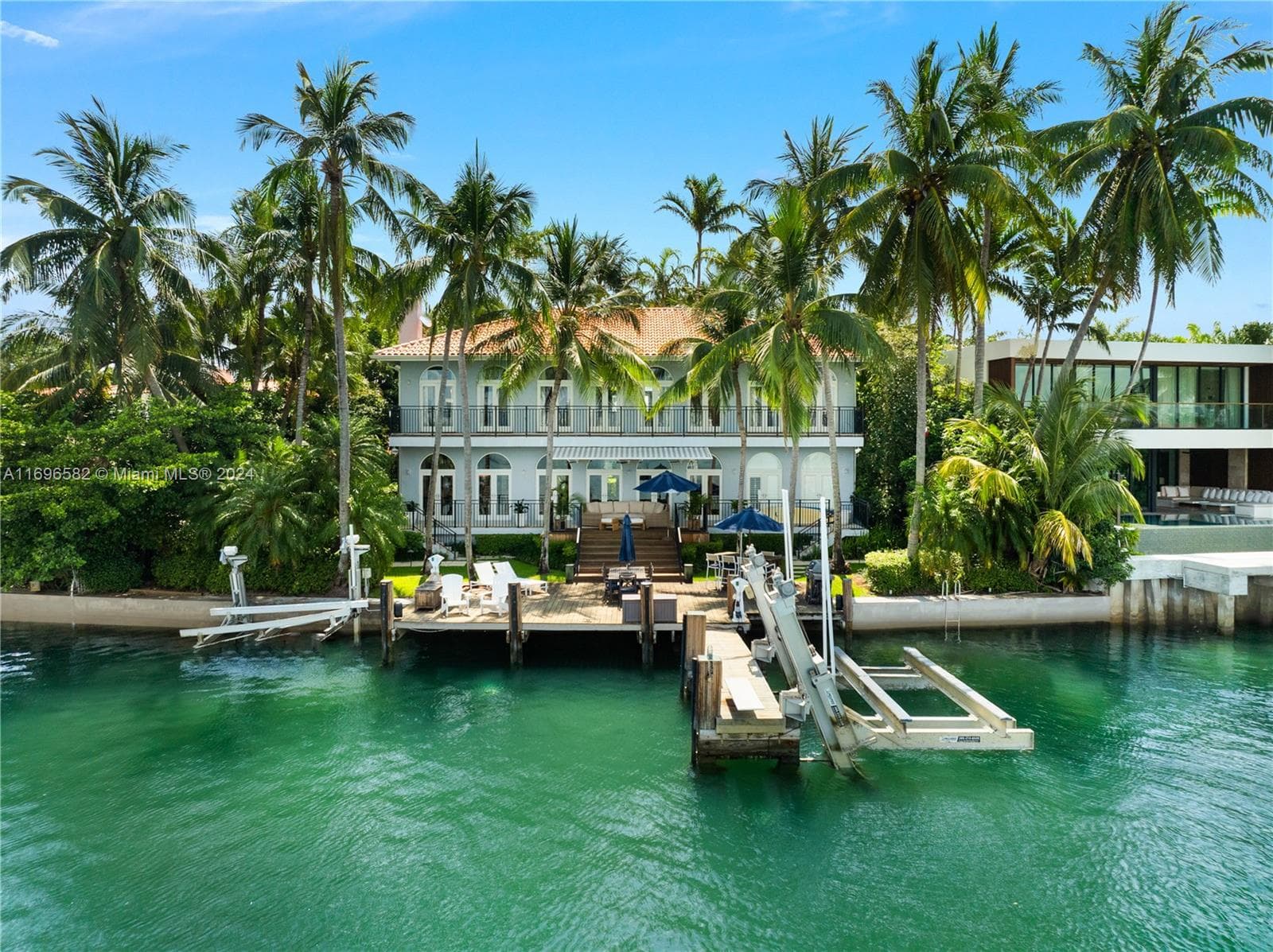 Single Family Residence at 814 W Dilido Dr, Miami Beach FL 33139