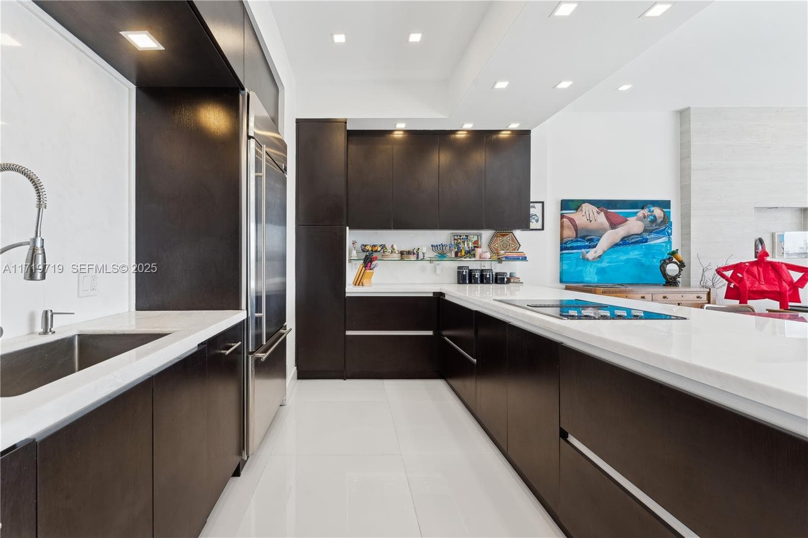 Condominium at 3700 Island Blvd, Aventura FL 33160