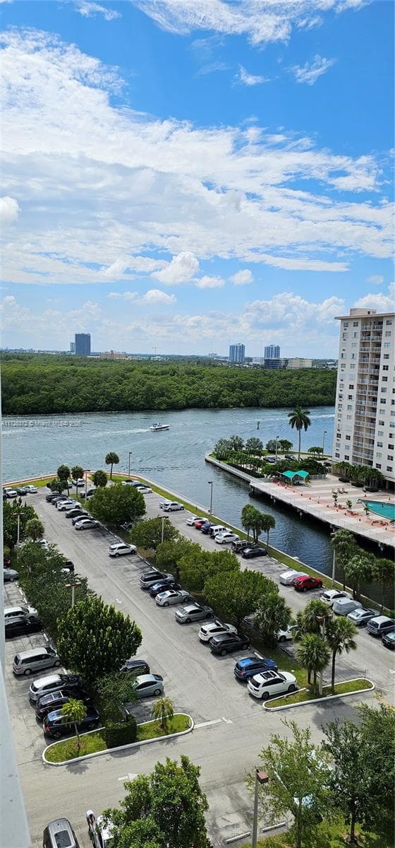 Condominium at 500 Bayview Dr # 1117, Sunny Isles Beach FL 33160