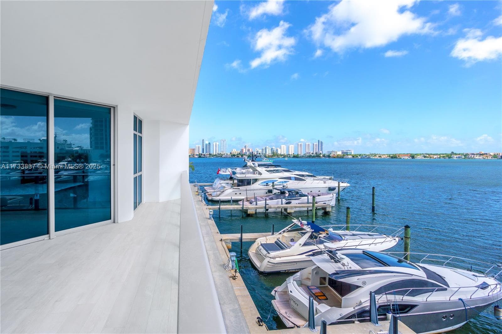 Condominium at 17301 Biscayne Blvd # 207, North Miami Beach FL 33160