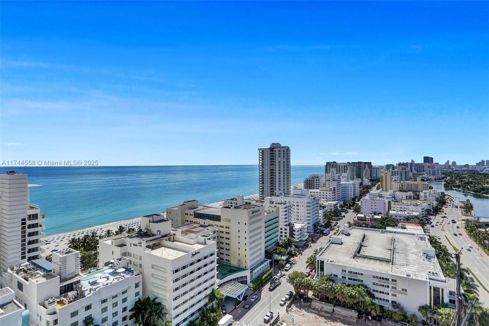 Condominium at 4401 Collins Ave, Miami Beach FL 33140