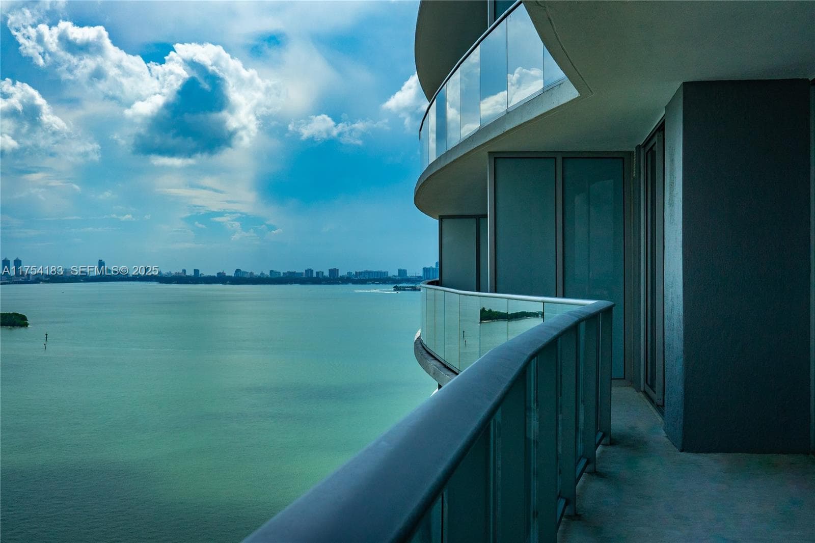 Condominium at 488 NE 18 St # 1809, Miami FL 33132