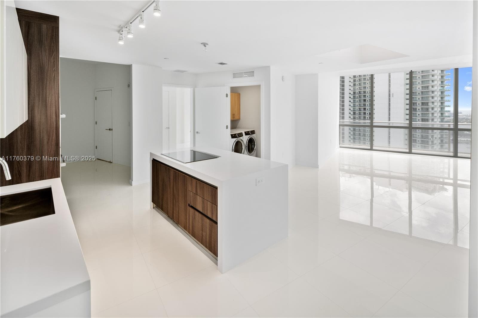 Condominium at 851 NE 1st Ave # 4203, Miami FL 33132