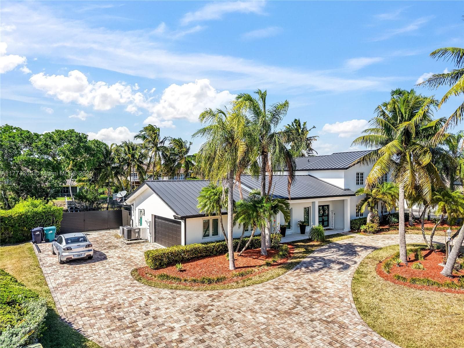 Single Family Residence at 7501 SW 174th St, Palmetto Bay FL 33157