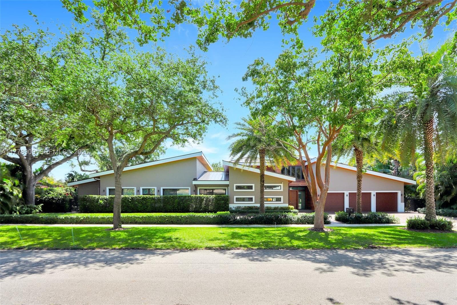 Single Family Residence at 128 NE 94th St, Miami Shores FL 33138