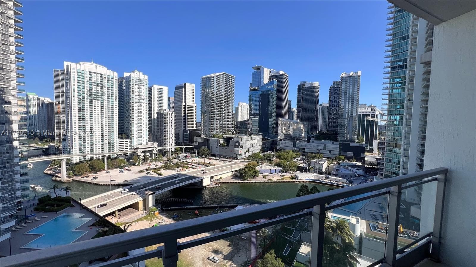 Condominium at 90 SW 3rd St # 2204, Miami FL 33130