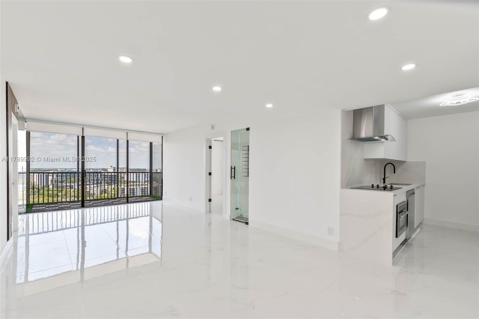 Condominium at 20335 W Country Club Dr # 1902, Aventura FL 33180
