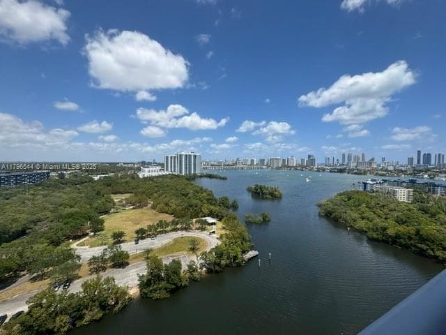 Condominium at 16385 Biscayne Blvd, North Miami Beach FL 33160