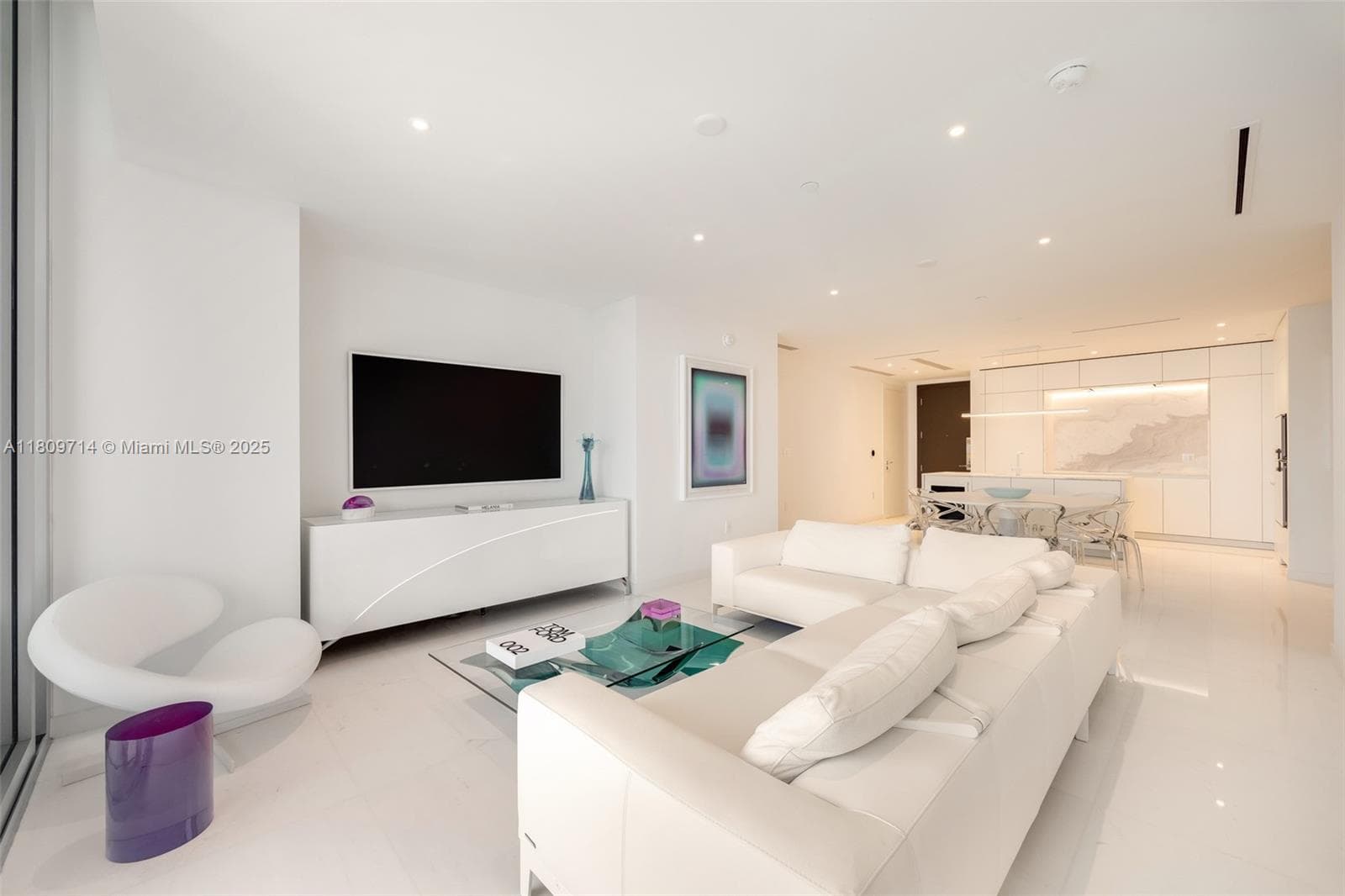Condominium at 300 Biscayne Blvd Way # 5205W, Miami FL 33131