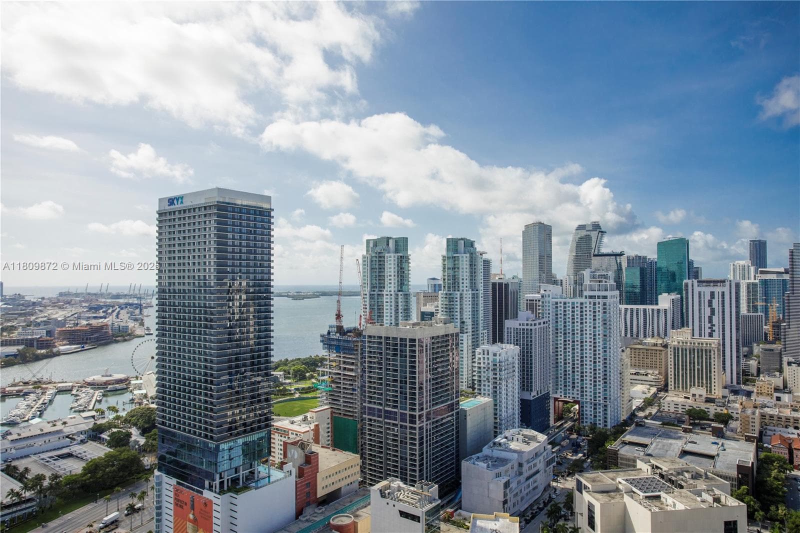 Condominium at 601 NE 1st St # 3907, Miami FL 33132