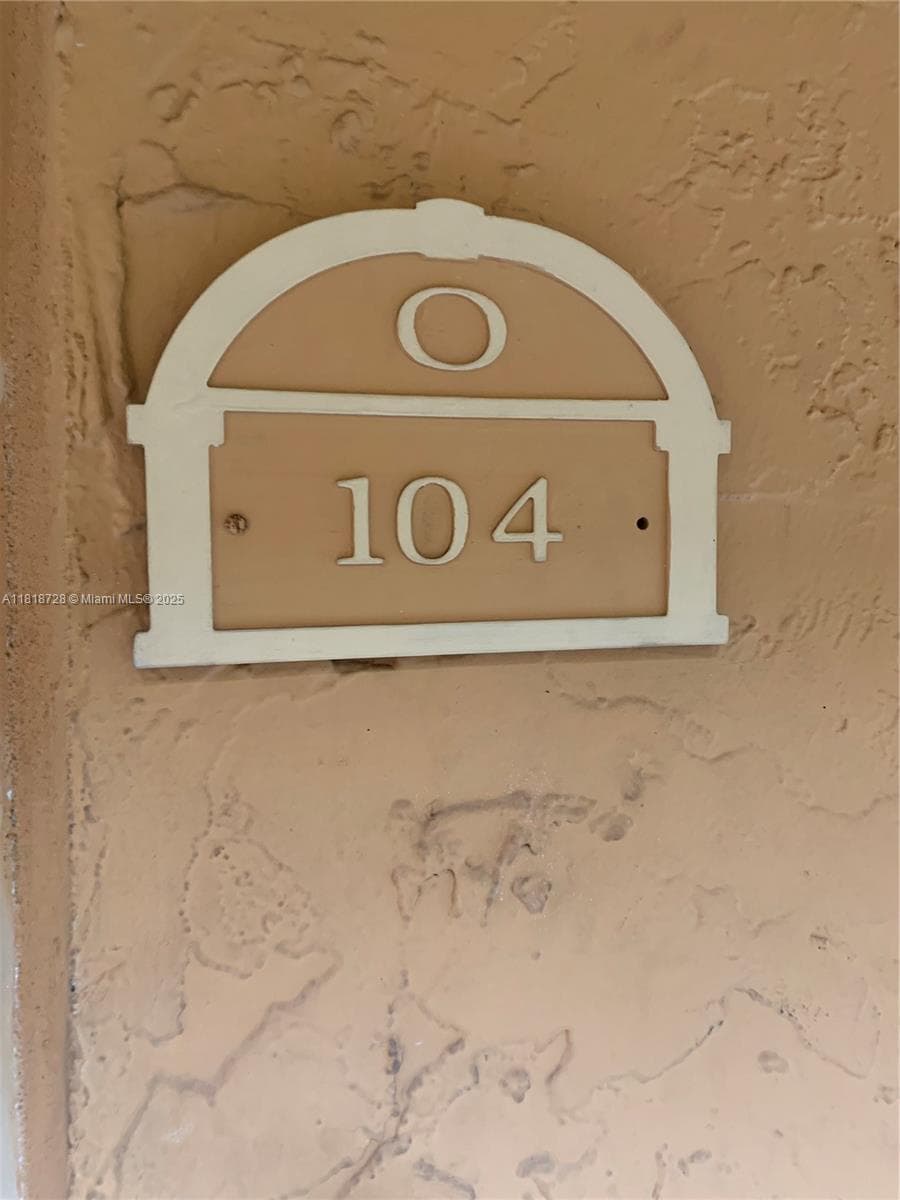 Condominium at 17911 NW 68th Ave # O104, Hialeah FL 33015