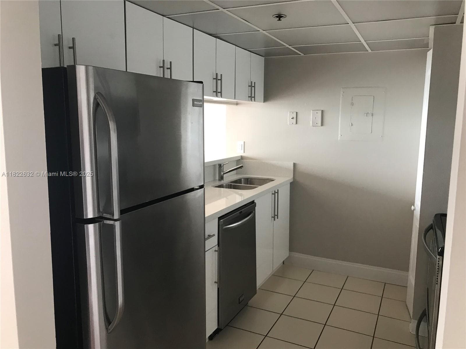 Condominium at 7601 E Treasure Dr # 2114, North Bay Village FL 33141