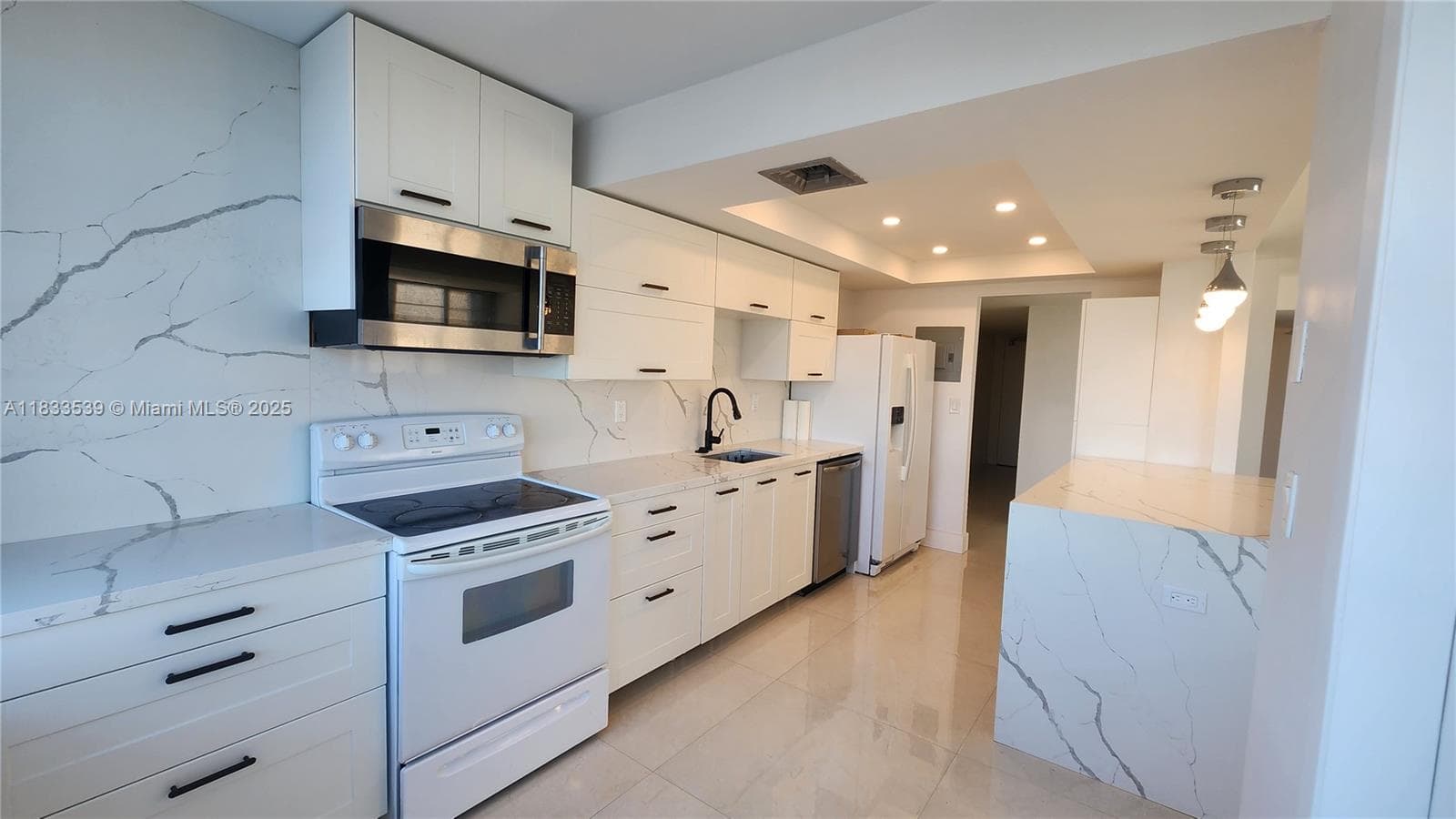 Condominium at 18051 Biscayne Blvd # 1705, Aventura FL 33160
