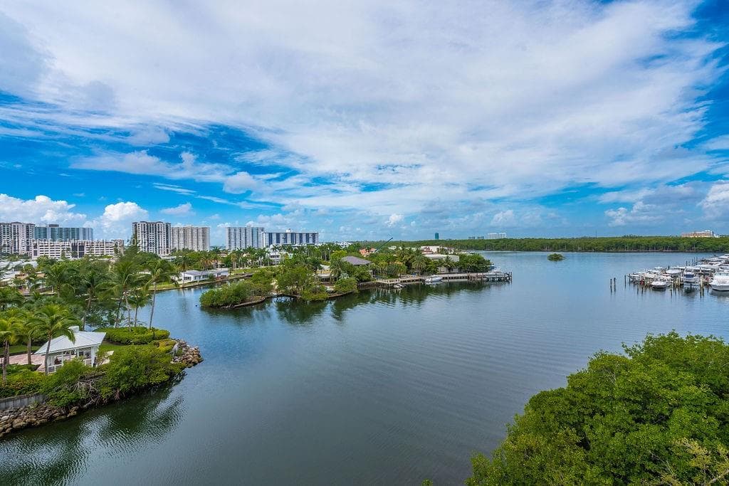 Condominium at 300 Sunny Isles Blvd # 1808, Sunny Isles Beach FL 33160