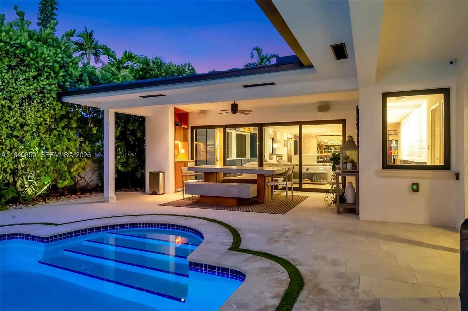 Single Family Residence at 2152 Prairie Ave, Miami Beach FL 33139