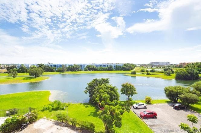 Condominium at 9682 Fontainebleau Blvd # 401, Miami FL 33172