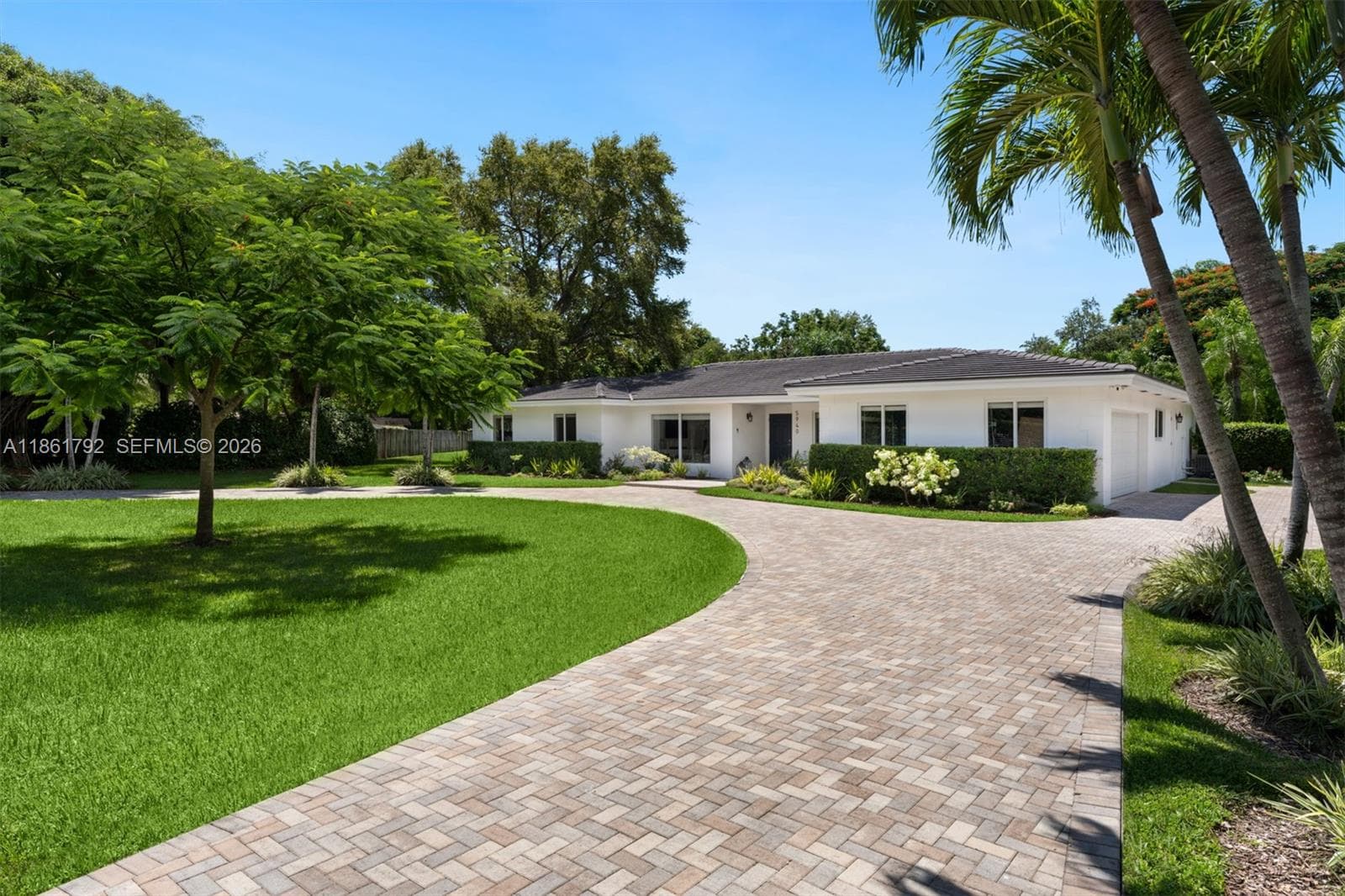 Single Family Residence at 5940 SW 120th St, Pinecrest FL 33156