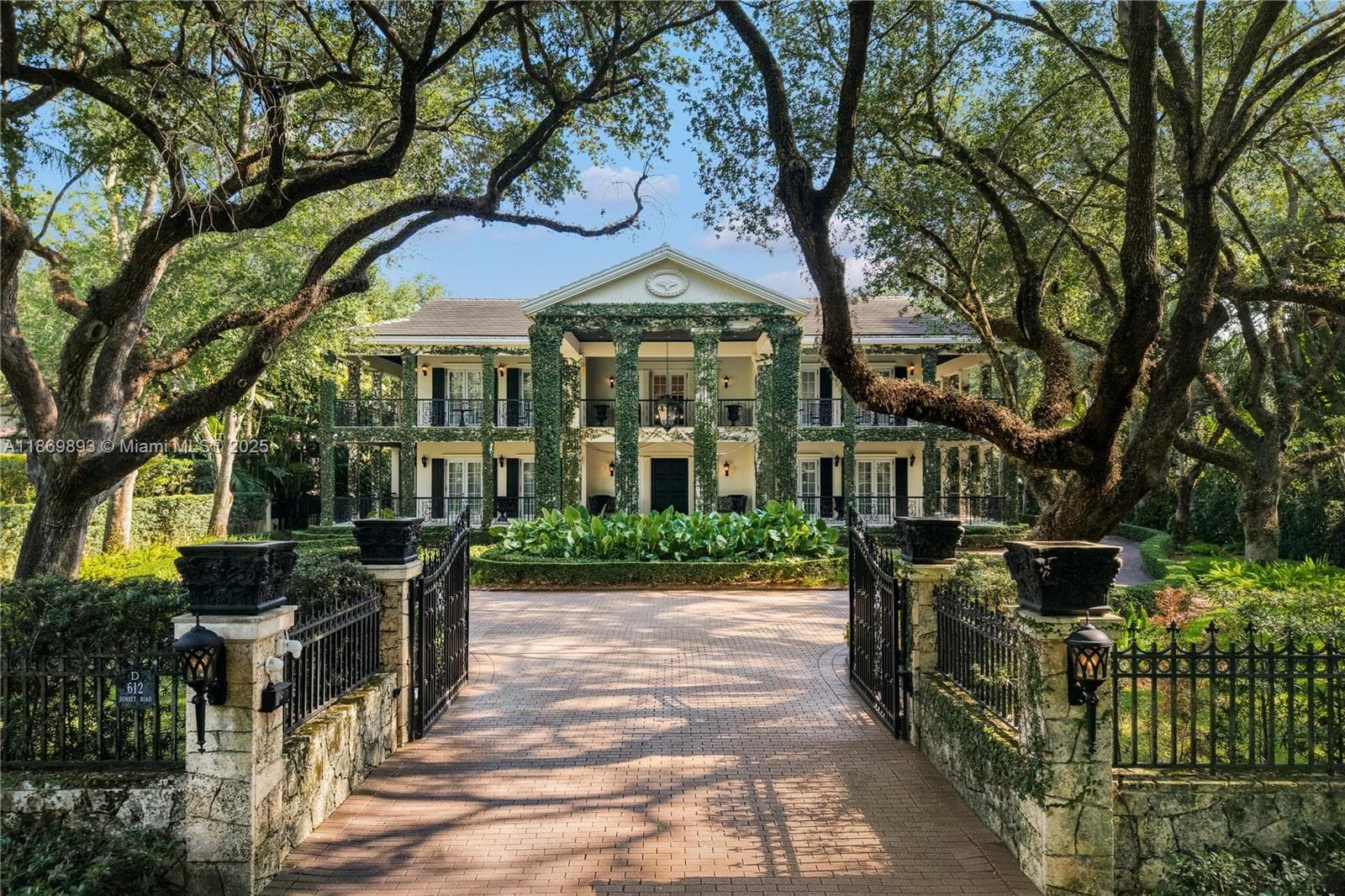 Single Family Residence at 612 Sunset Dr, Coral Gables FL 33143