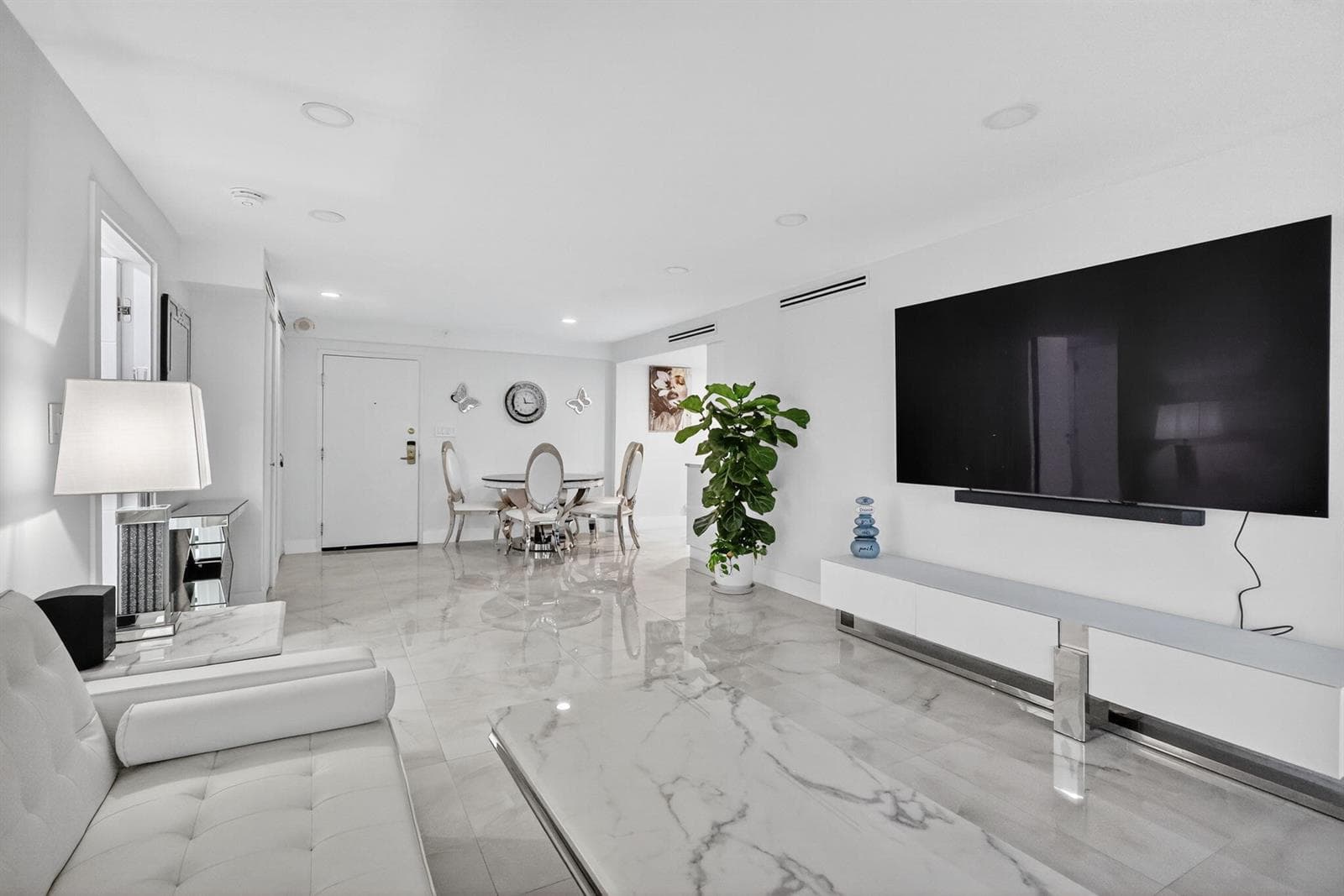 Condominium at 5225 Collins Avenue # 1408, Miami Beach FL 33140