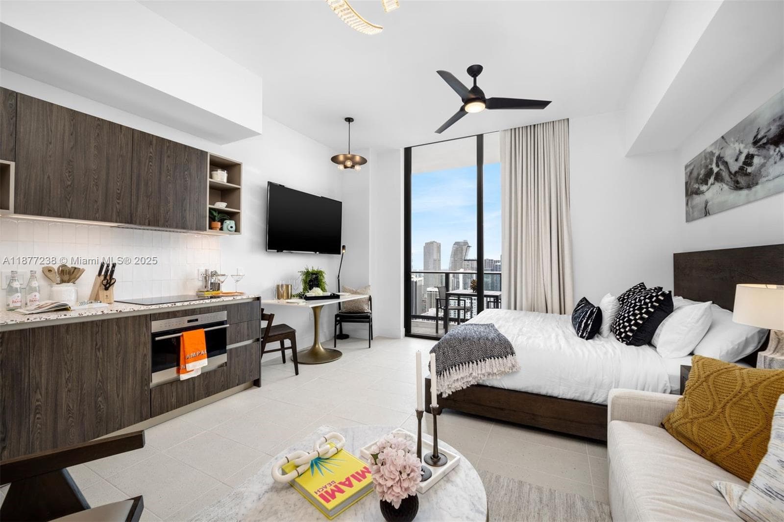 Condominium at 159 NE 6th St # 5112, Miami FL 33132