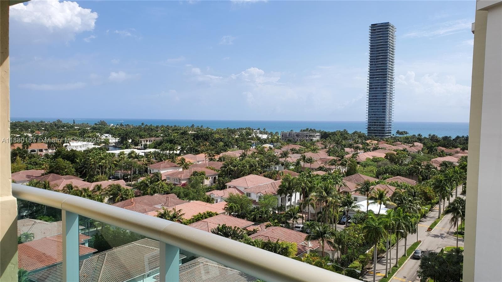 Condominium at 19390 Collins Ave # 1124, Sunny Isles Beach FL 33160