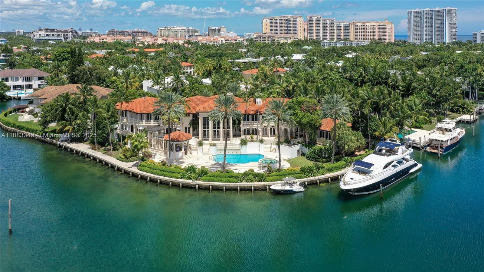 Single Family Residence at 260 Cape Florida Dr, Key Biscayne FL 33149