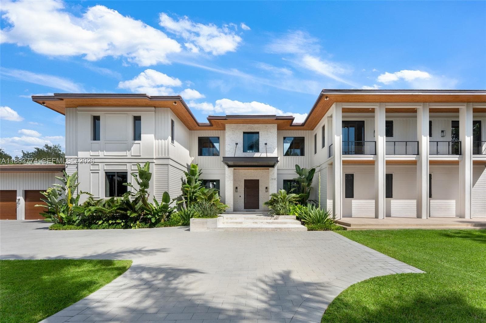 Single Family Residence at 13120 Old Cutler Rd, Pinecrest FL 33156