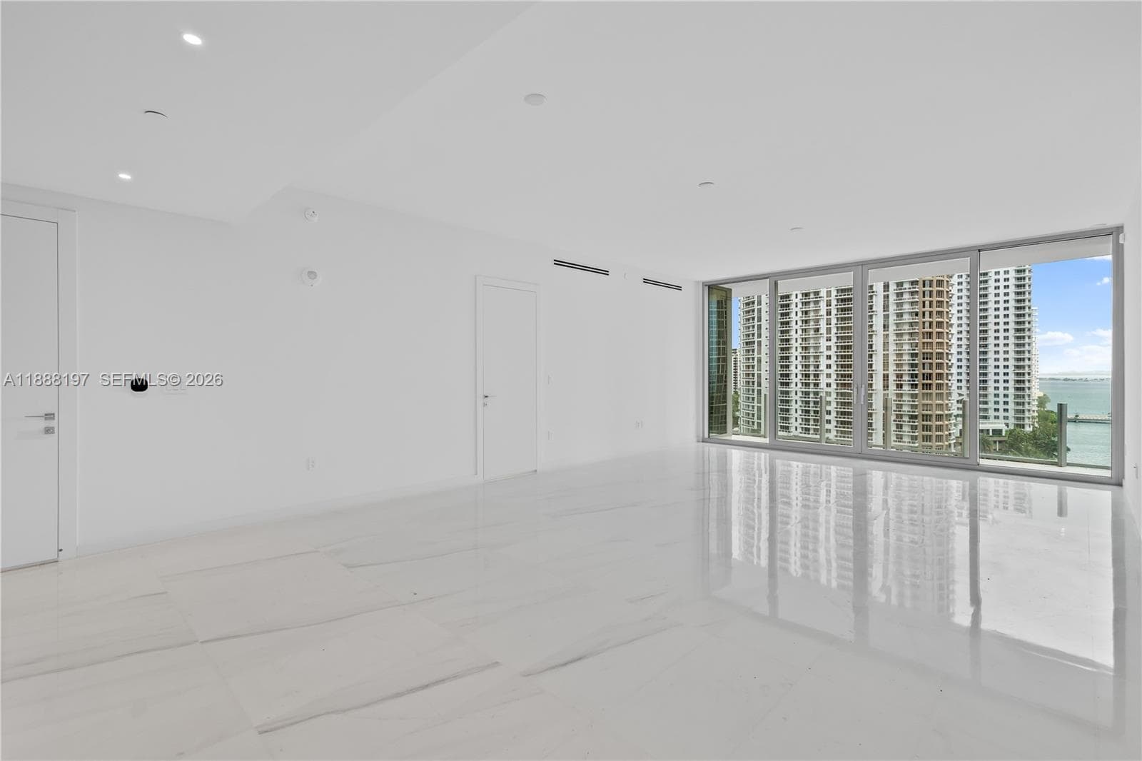 Condominium at 300 Biscayne Blvd Way # 1103, Miami FL 33131