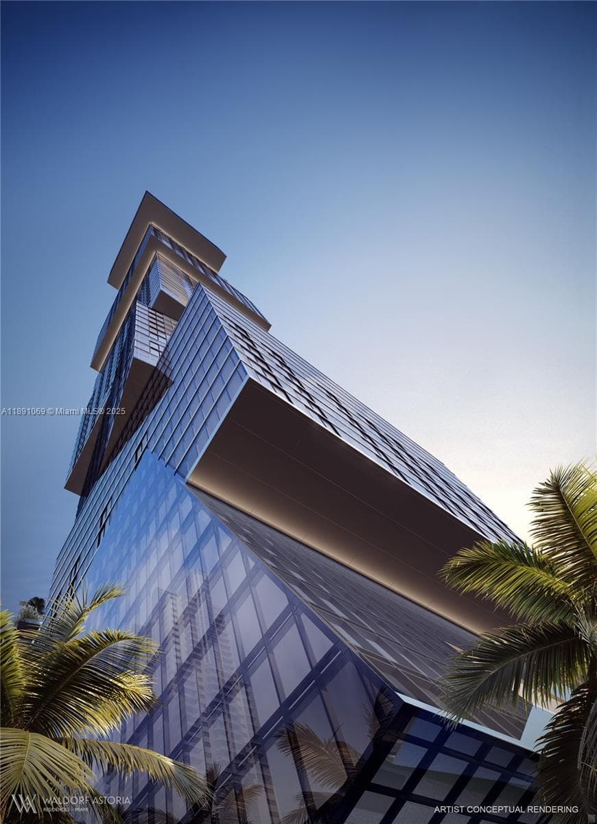 Condominium at 300 N Biscayne Blvd # 4408, Miami FL 33132