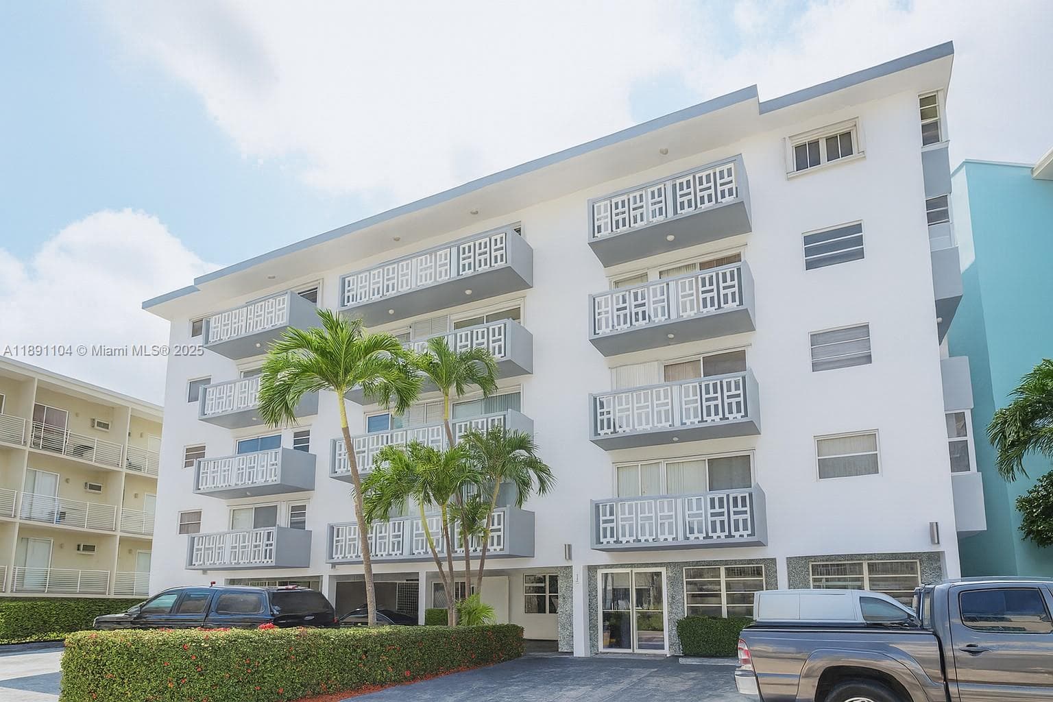 Condominium at 1662 Lincoln Ct # 402, Miami Beach FL 33139